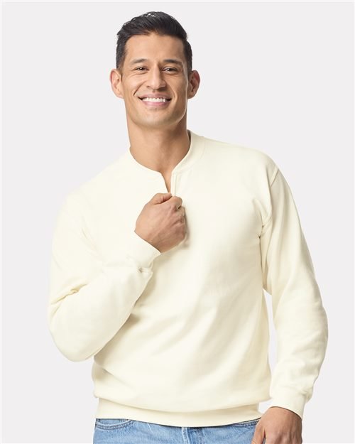 Gildan - Unisex Softstyle® Midweight Quarter-Zip Sweatshirt - SF008 - Image 3