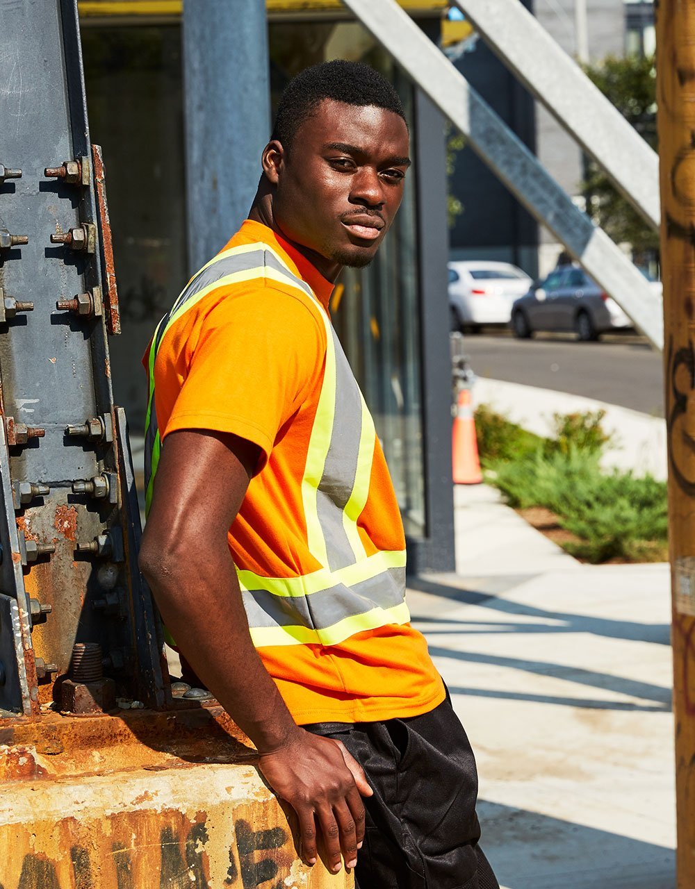 Forcefield Hi Vis Crew Neck Short Sleeve Safety Tee Shirt with Chest Pocket - Image 10
